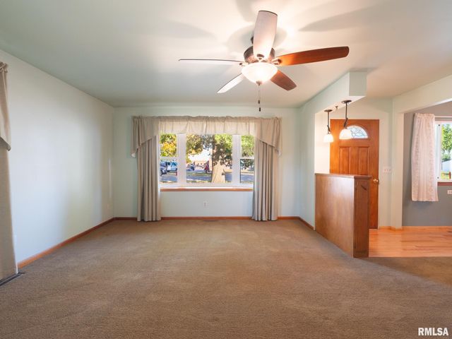 337 N GRACE Street, Brimfield, IL 61517