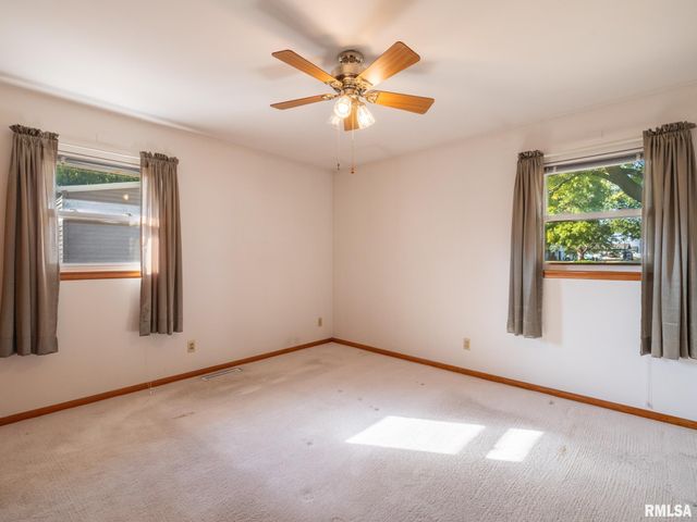 337 N GRACE Street, Brimfield, IL 61517