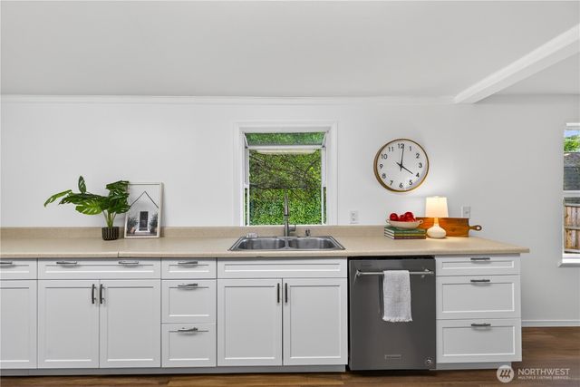 16907 Blodgett Rd, Mount Vernon, WA 98274