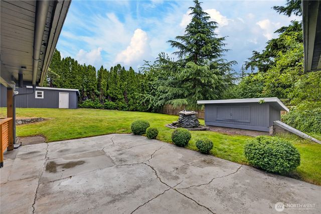16907 Blodgett Rd, Mount Vernon, WA 98274