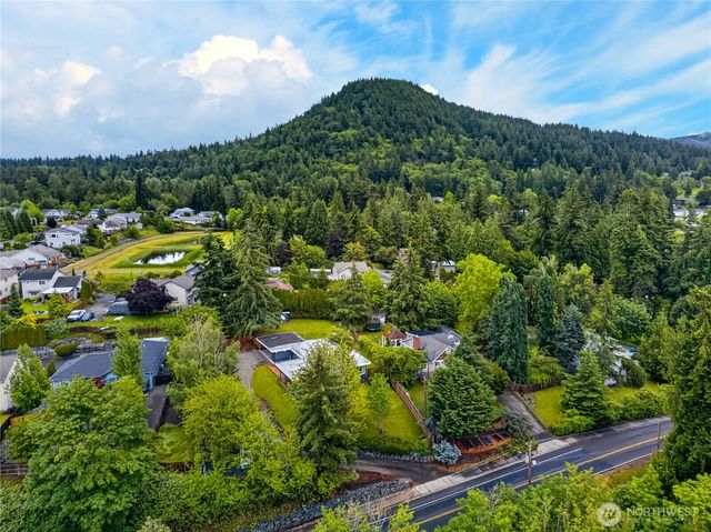 16907 Blodgett Rd, Mount Vernon, WA 98274