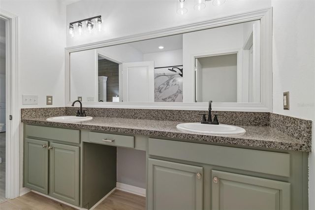 4901 GRIST MILL COURT, Wimauma, FL 33598