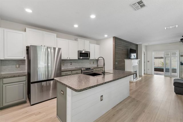 4901 GRIST MILL COURT, Wimauma, FL 33598