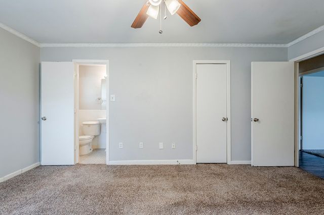 5729 Wales Avenue, Fort Worth, TX 76133