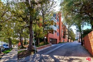 3315 Griffith Park Boulevard 101, Los Angeles, CA 90027