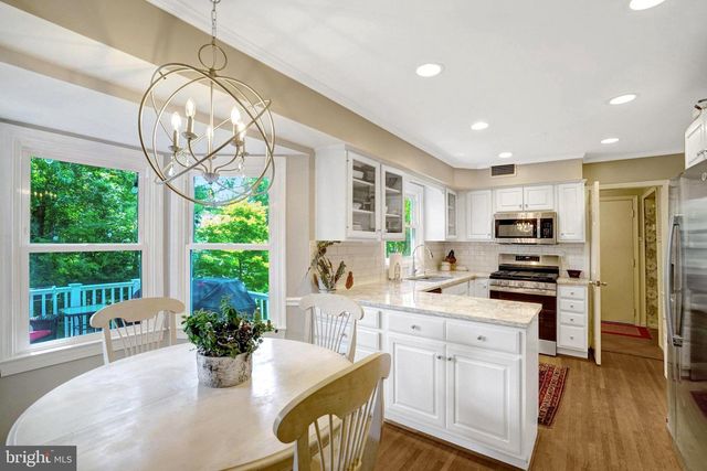 4315 WAKEFIELD DR, Annandale, VA 22003