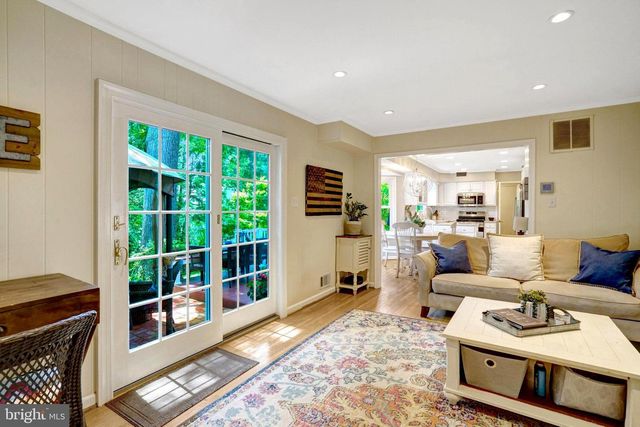4315 WAKEFIELD DR, Annandale, VA 22003