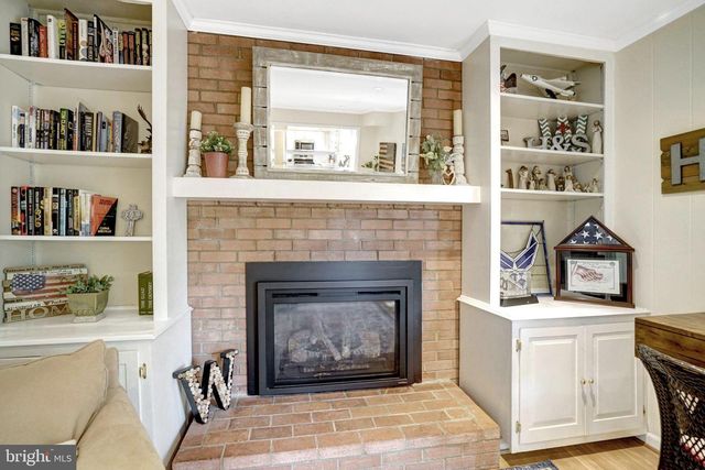 4315 WAKEFIELD DR, Annandale, VA 22003