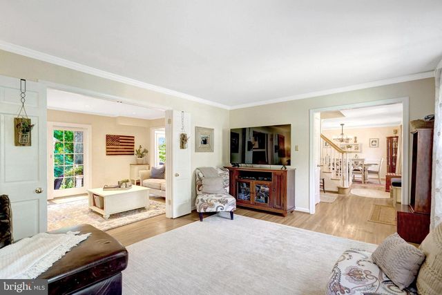4315 WAKEFIELD DR, Annandale, VA 22003