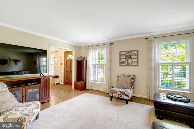 4315 WAKEFIELD DR, Annandale, VA 22003