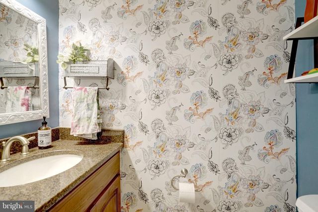 4315 WAKEFIELD DR, Annandale, VA 22003