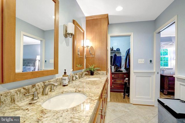 4315 WAKEFIELD DR, Annandale, VA 22003