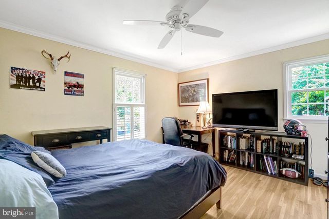 4315 WAKEFIELD DR, Annandale, VA 22003