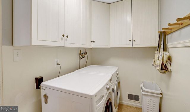 4315 WAKEFIELD DR, Annandale, VA 22003