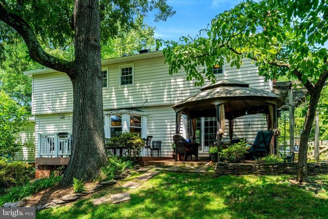 4315 WAKEFIELD DR, Annandale, VA 22003