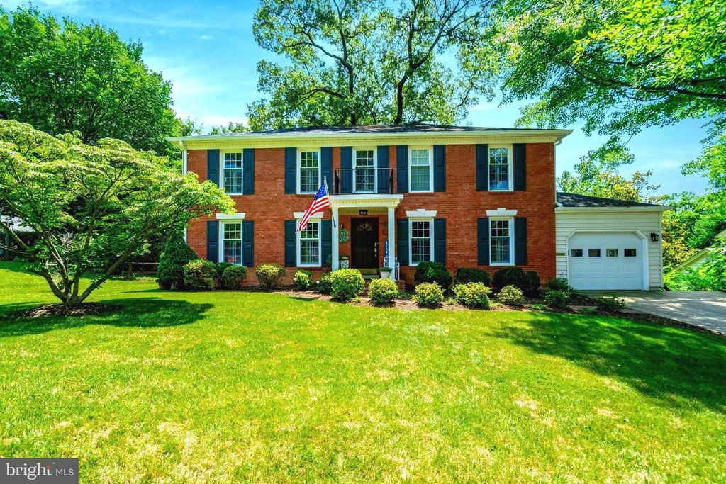 4315 WAKEFIELD DR, Annandale, VA 22003