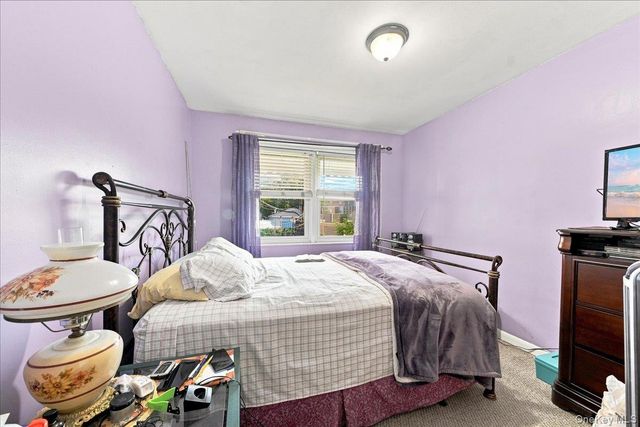 1405 E 233rd Street, Bronx, NY 10466