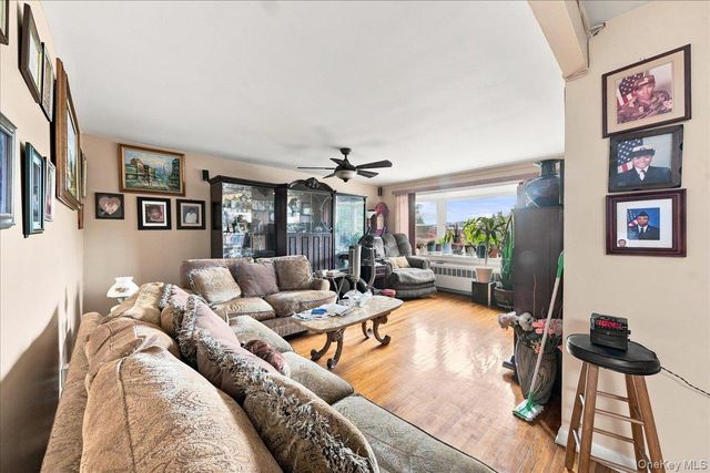 1405 E 233rd Street, Bronx, NY 10466