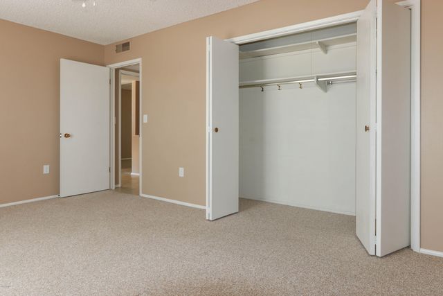 10943 W TROPICANA Circle, Sun City, AZ 85351