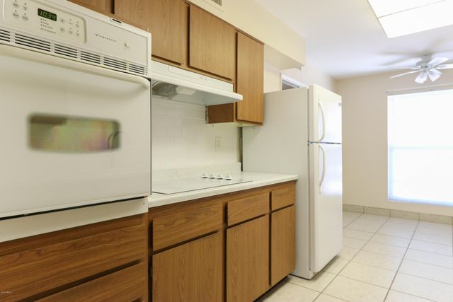 10943 W TROPICANA Circle, Sun City, AZ 85351