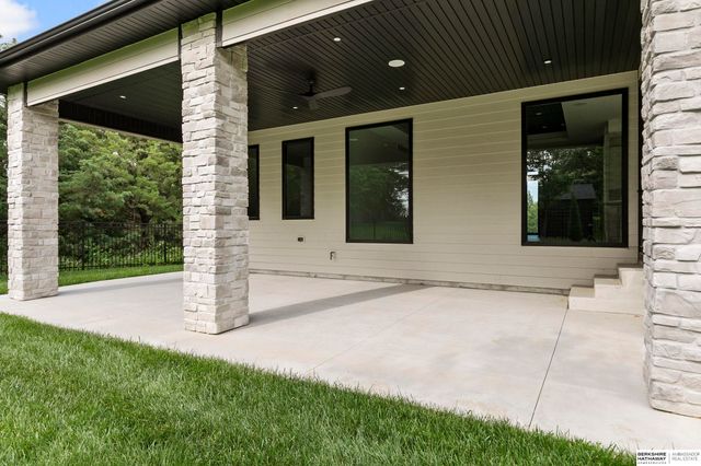 3507 Kilkee Road, Lincoln, NE 68520