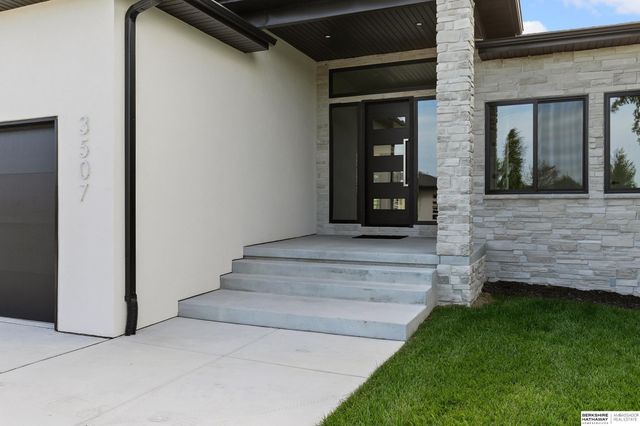 3507 Kilkee Road, Lincoln, NE 68520