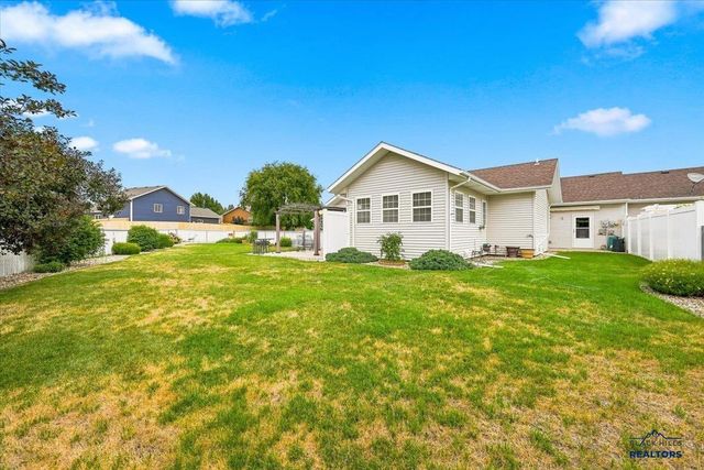 3505 MADDY ANNE CT, Rapid City, SD 57701