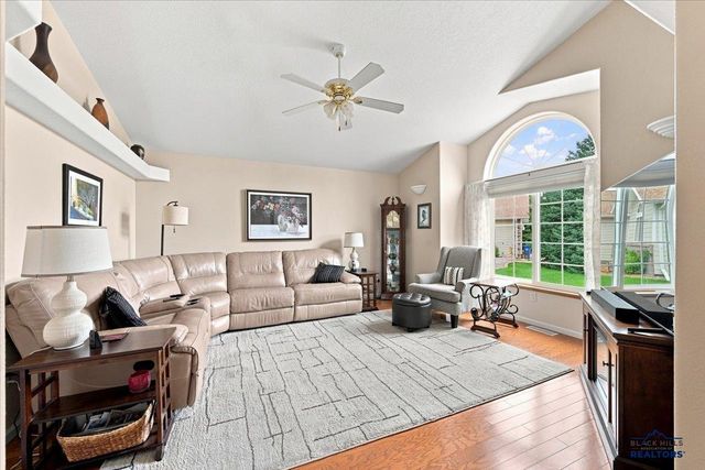 3505 MADDY ANNE CT, Rapid City, SD 57701