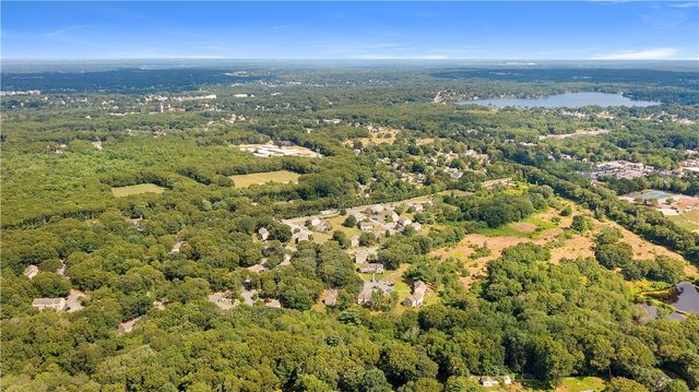 37 Niblick Circle, Coventry, RI 02816
