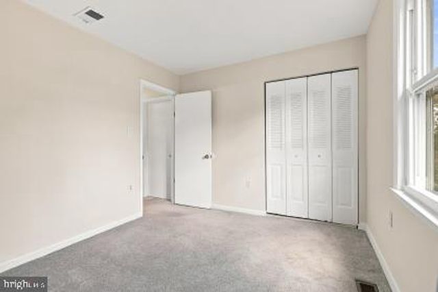 9035 BONHAM CIR, Manassas, VA 20110