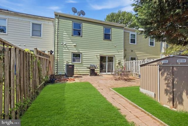 9035 BONHAM CIR, Manassas, VA 20110