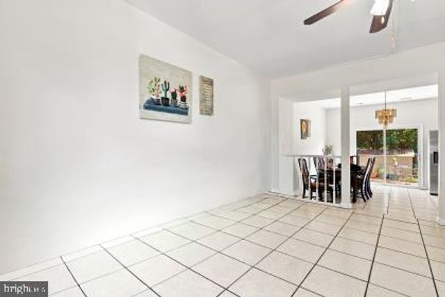 9035 BONHAM CIR, Manassas, VA 20110