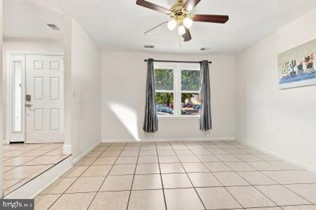 9035 BONHAM CIR, Manassas, VA 20110
