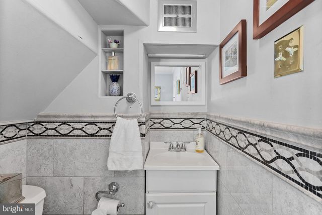 36930 CHARLES TOWN, Purcellville, VA 20132