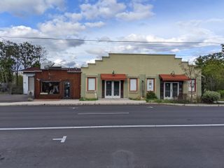 310 N Main Street G, Phoenix, OR 97535