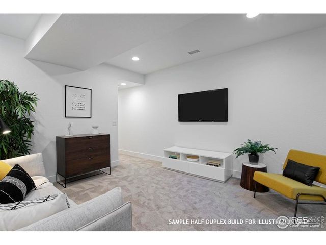 448 Levi Ln, Lafayette, CO 80026