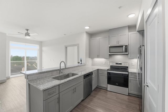 6955 Turtlewood Drive 502, Houston, TX 77072