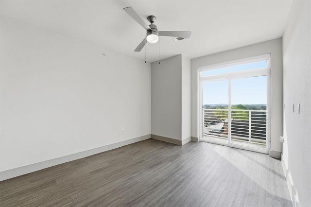 6955 Turtlewood Drive 502, Houston, TX 77072