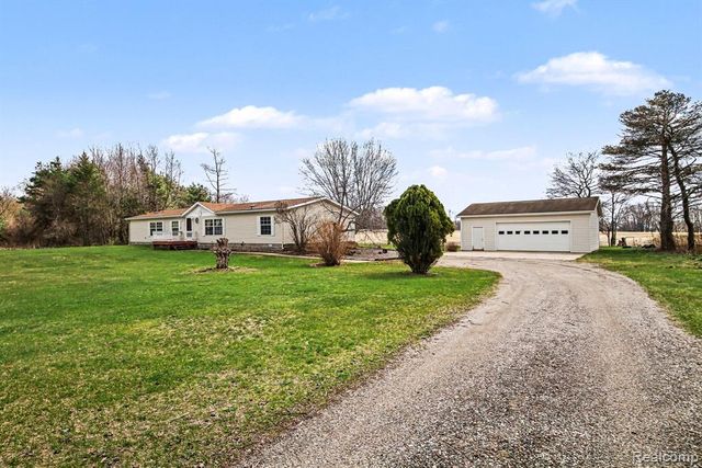 7689 Sidney Road, Greenville, MI 48838