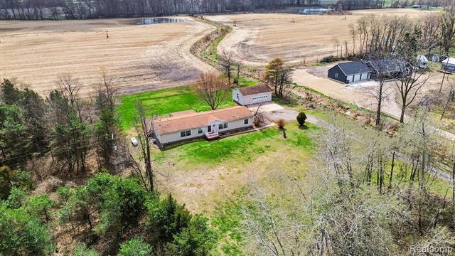 7689 Sidney Road, Greenville, MI 48838