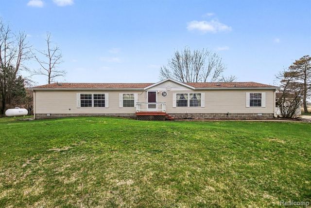 7689 Sidney Road, Greenville, MI 48838