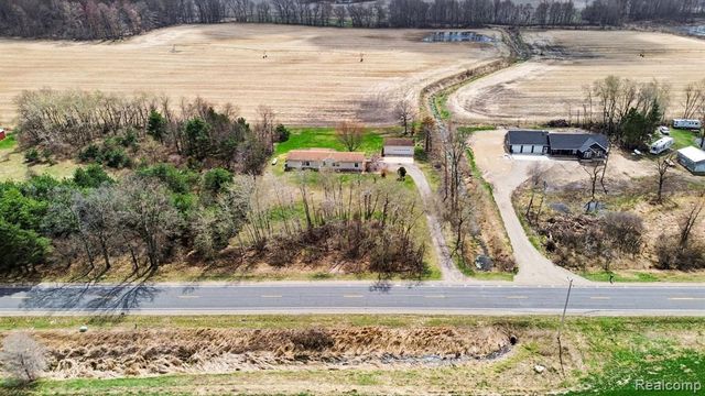 7689 Sidney Road, Greenville, MI 48838