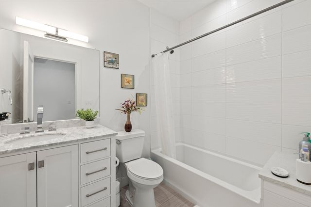 9 Independence Ave 307, Braintree, MA 02184