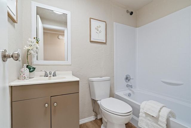 10501 Johnson Hollow Road, Pea Ridge, AR 72751