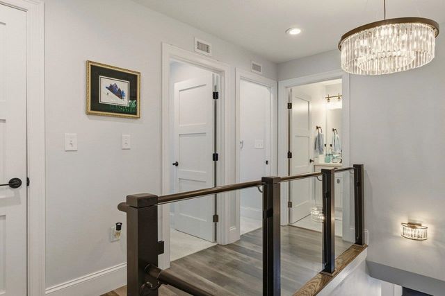 114 Saratoga Way Apt 1, Portsmouth, NH 03801