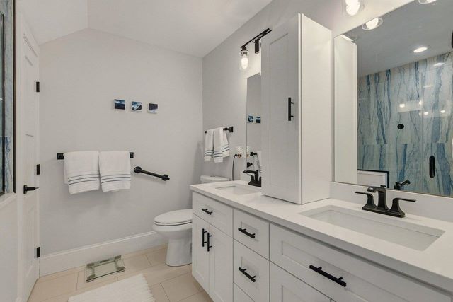 114 Saratoga Way Apt 1, Portsmouth, NH 03801