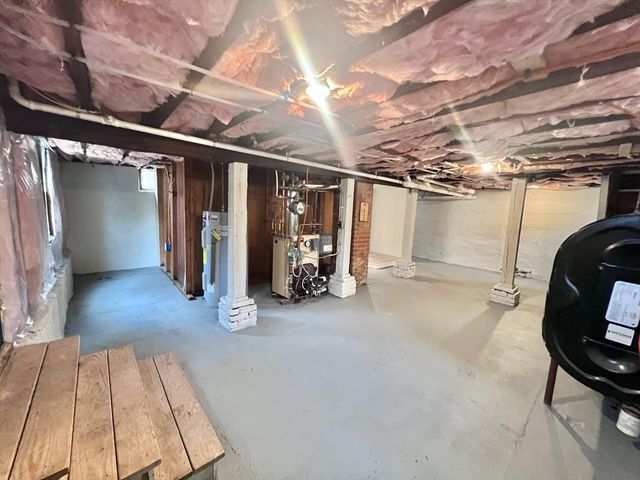 30 Grant Str, West Bridgewater, MA 02379