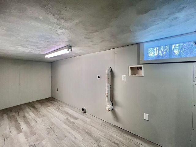 30 Grant Str, West Bridgewater, MA 02379