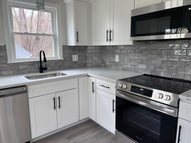 30 Grant Str, West Bridgewater, MA 02379