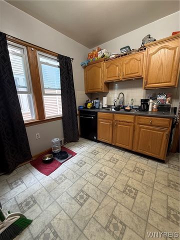 60 Sterling Avenue, Buffalo, NY 14216